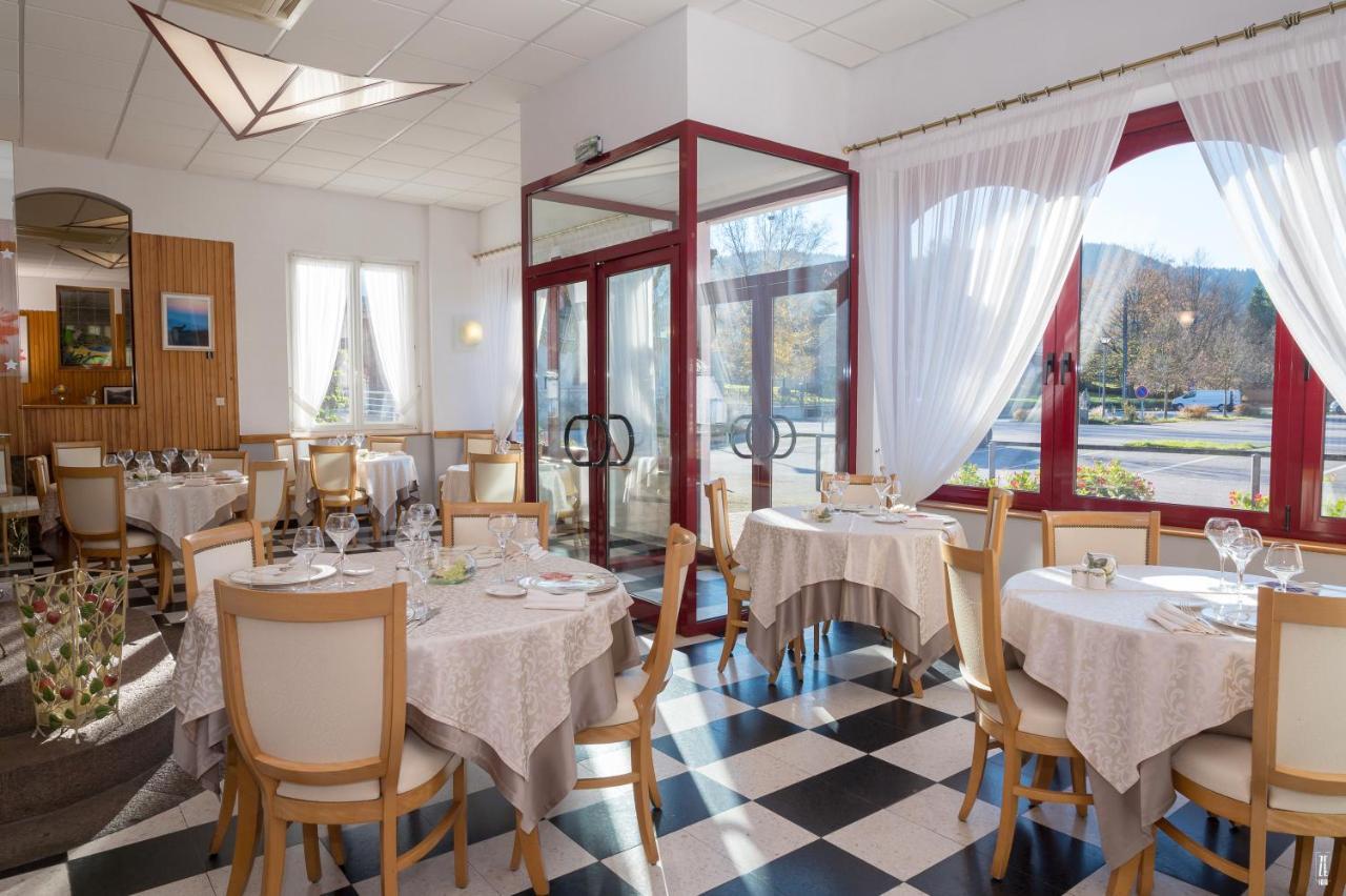 Logis Hotel & Restaurant Des Lacs Celles-sur-Plaine المظهر الخارجي الصورة