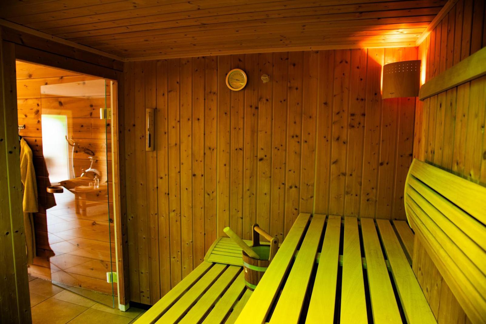 Logis Hotel & Restaurant Des Lacs Celles-sur-Plaine المظهر الخارجي الصورة